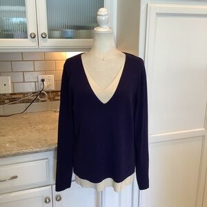 Due Per Due Blue Cream Layered Pullover Size Large